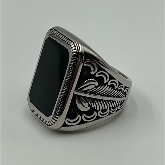 2149- Black Handmade Natural Stone Men's Ring Size 10 NWT - Picture 3 of 9